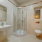 Seafront Lux Inc Pool, Upmarket Area