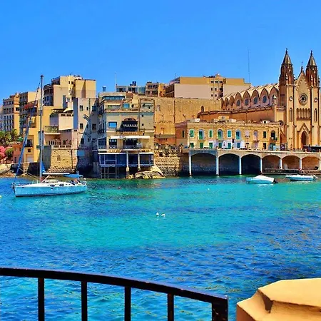 Seafront Lux Inc Pool, Upmarket Area * 斯利马
