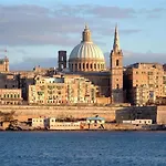 Seafront Lux Inc Pool, Upmarket Area Sliema
