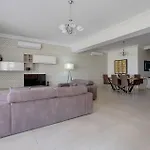Seafront Lux Inc Pool, Upmarket Area Sliema