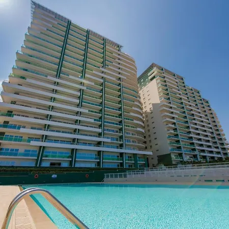 Seafront Lux Inc Pool, Upmarket Area