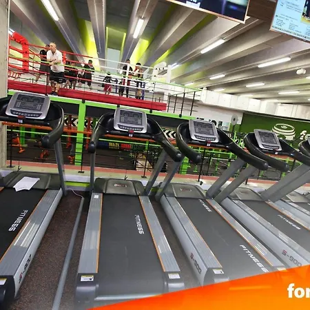 Apartment Seafront Lux Inc Pool, Upmarket Area *