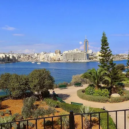Seafront Lux Inc Pool, Upmarket Area Lejlighed Sliema
