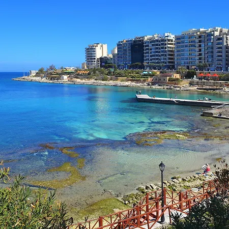 Seafront Lux Inc Pool, Upmarket Area * Sliema