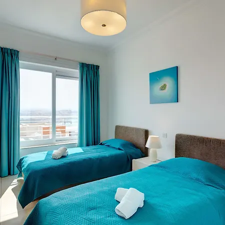 Seafront Lux Inc Pool, Upmarket Area Apartment Sliema