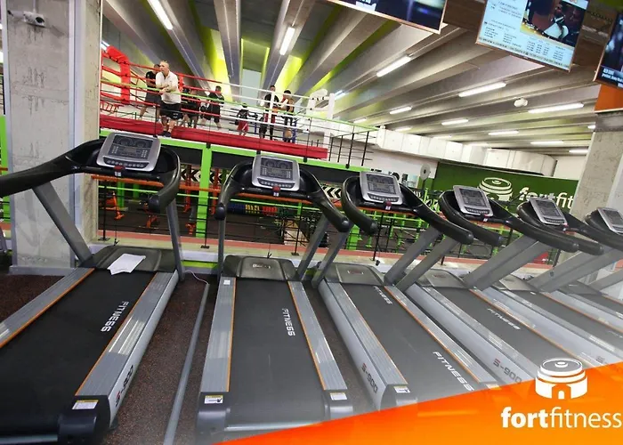 Apartment Seafront Lux Inc Pool, Upmarket Area *