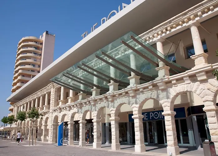Seafront Lux Inc Pool, Upmarket Area Sliema